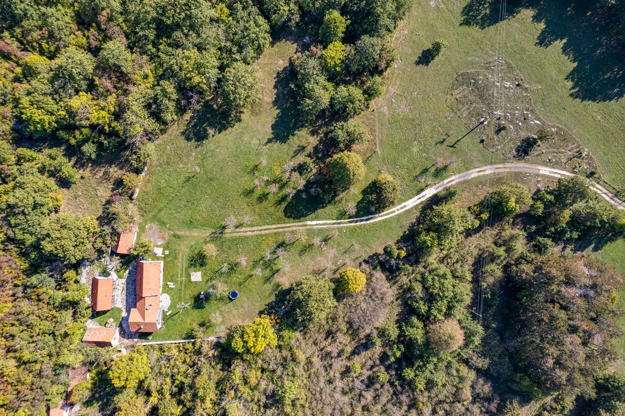 Sokol - Secret Forest House Gračac エクステリア 写真